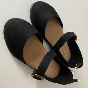 Toddler girls Old Navy black flats size 8 brand new
